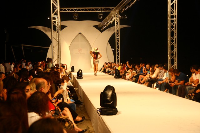 LIPS Summer Fashion Week